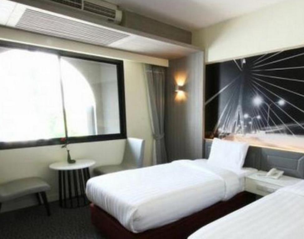 Hotel Papa Bangkok Siriraj Room photo